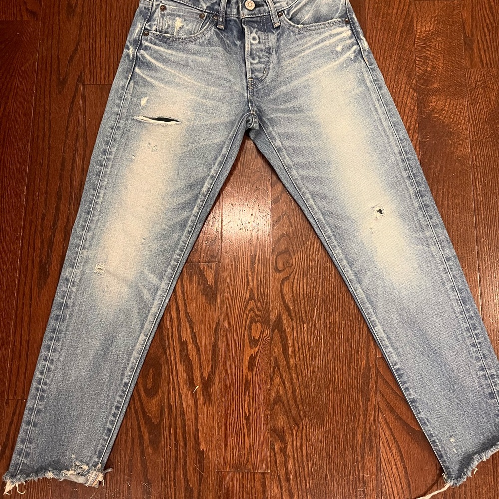 Moussy Vintage Light Wash Distressed Straight-Leg Jeans  size 25